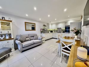 Photo 7- click for photo gallery